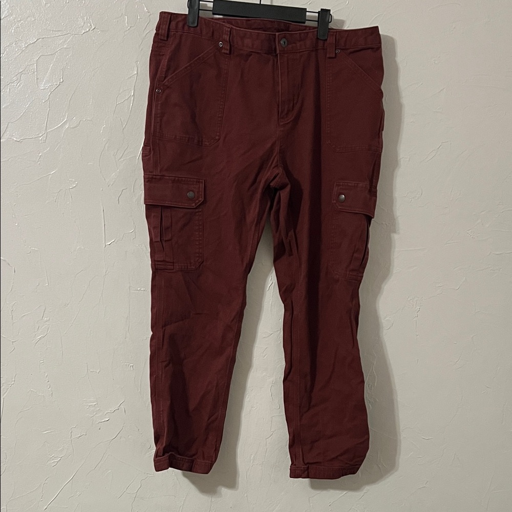 Duluth Trading Co Women's Straight Leg Pants - Deep Red
